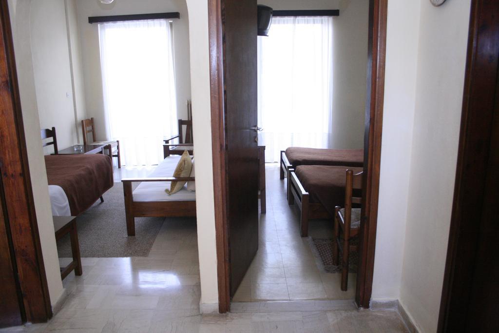 Aparthotel Iliahtides Amarynthos Pokój zdjęcie