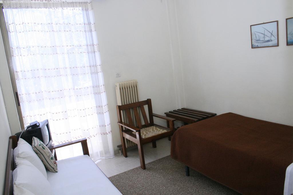 Aparthotel Iliahtides Amarynthos Pokój zdjęcie