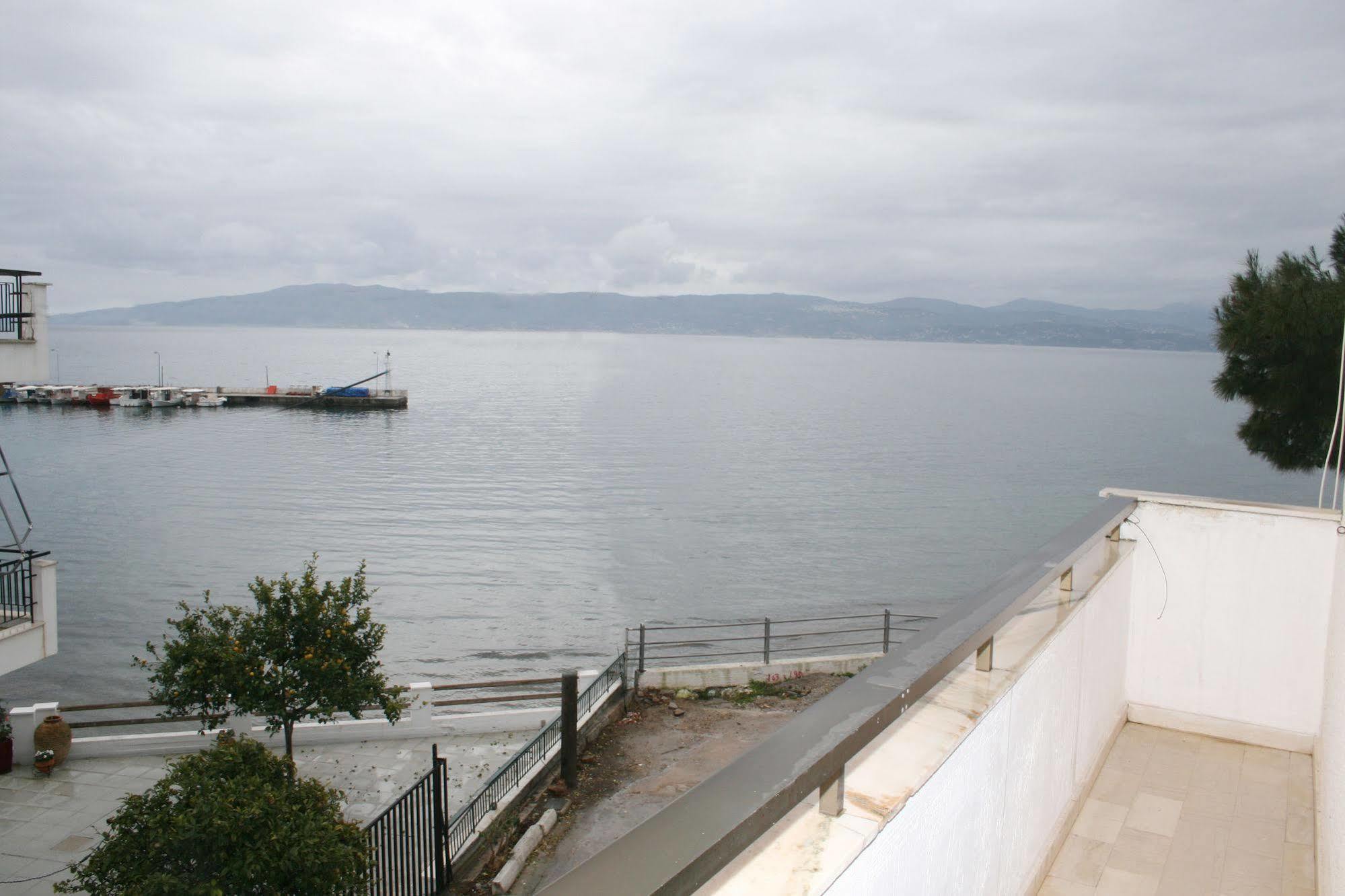 Aparthotel Iliahtides Amarynthos Zewnętrze zdjęcie