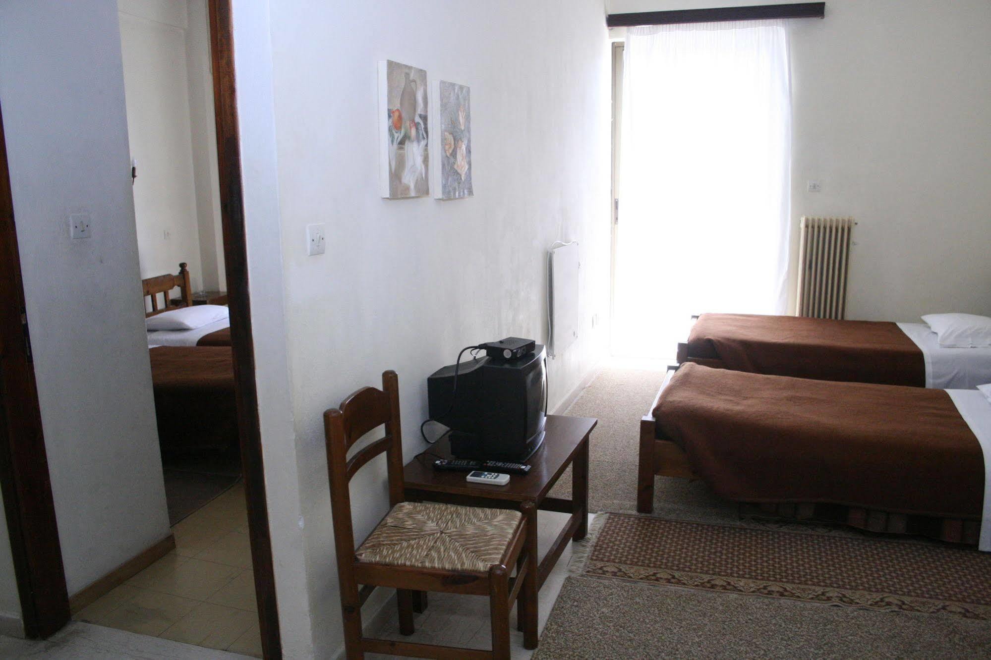 Aparthotel Iliahtides Amarynthos Zewnętrze zdjęcie