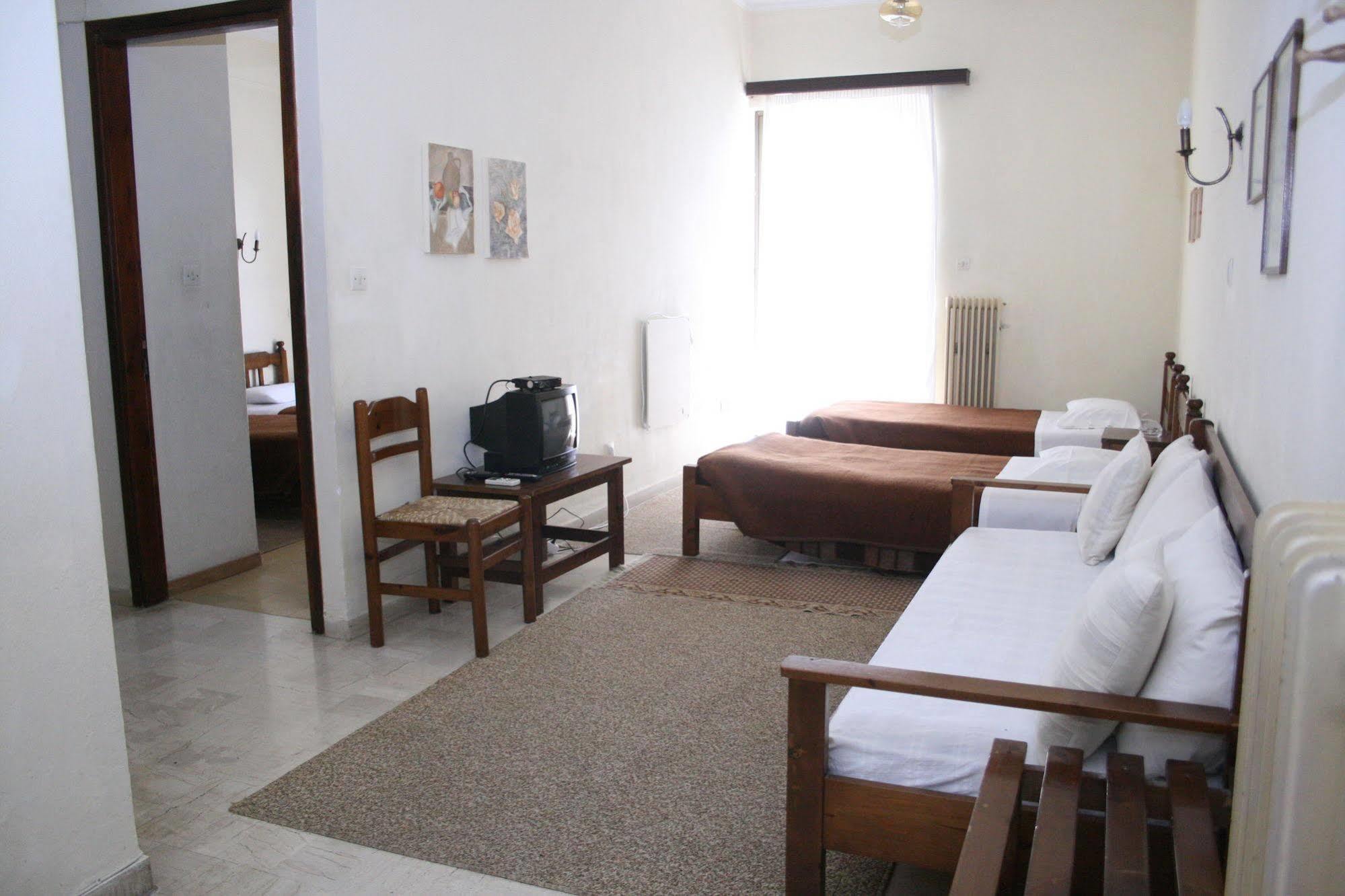 Aparthotel Iliahtides Amarynthos Zewnętrze zdjęcie