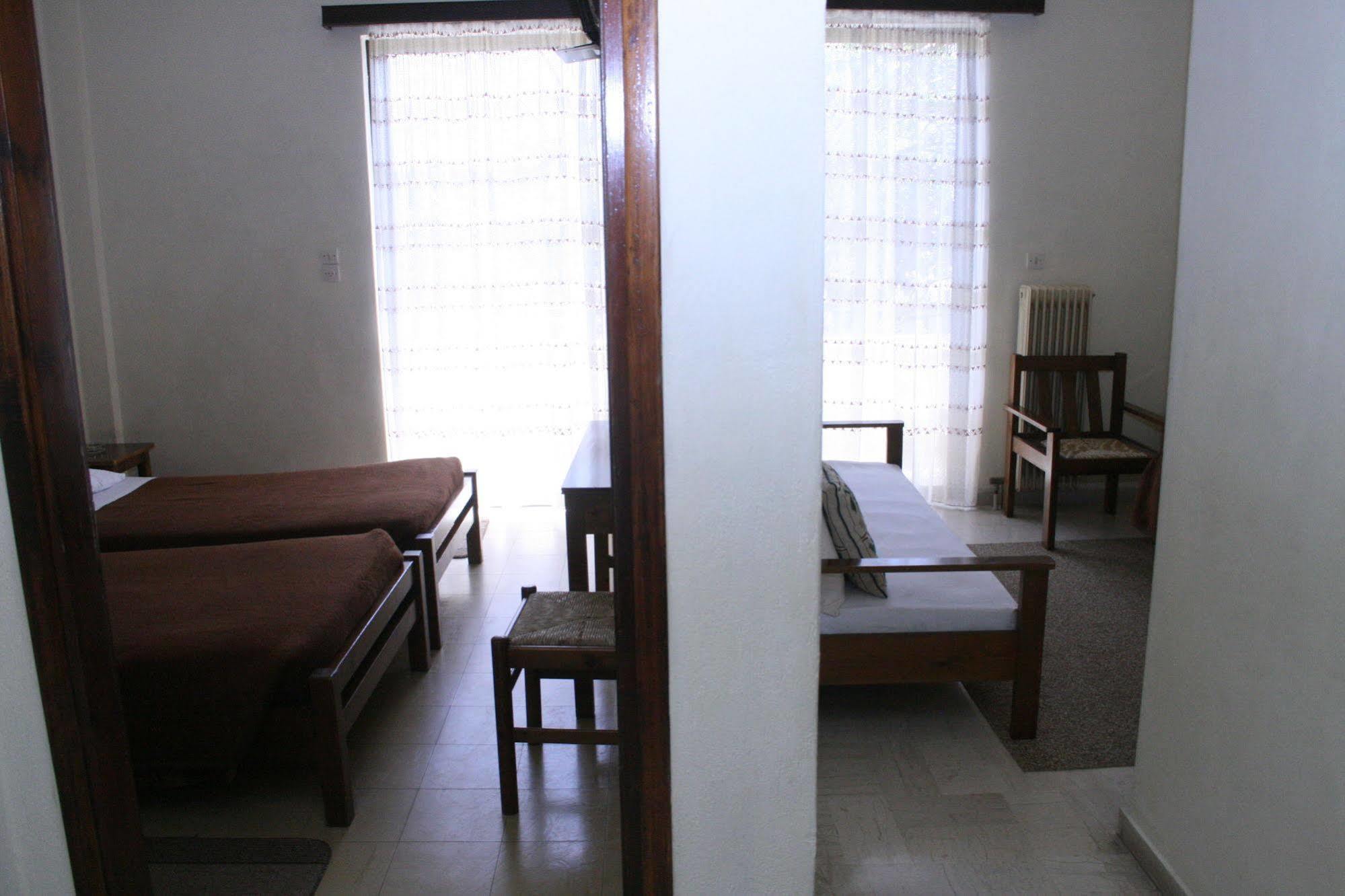 Aparthotel Iliahtides Amarynthos Zewnętrze zdjęcie